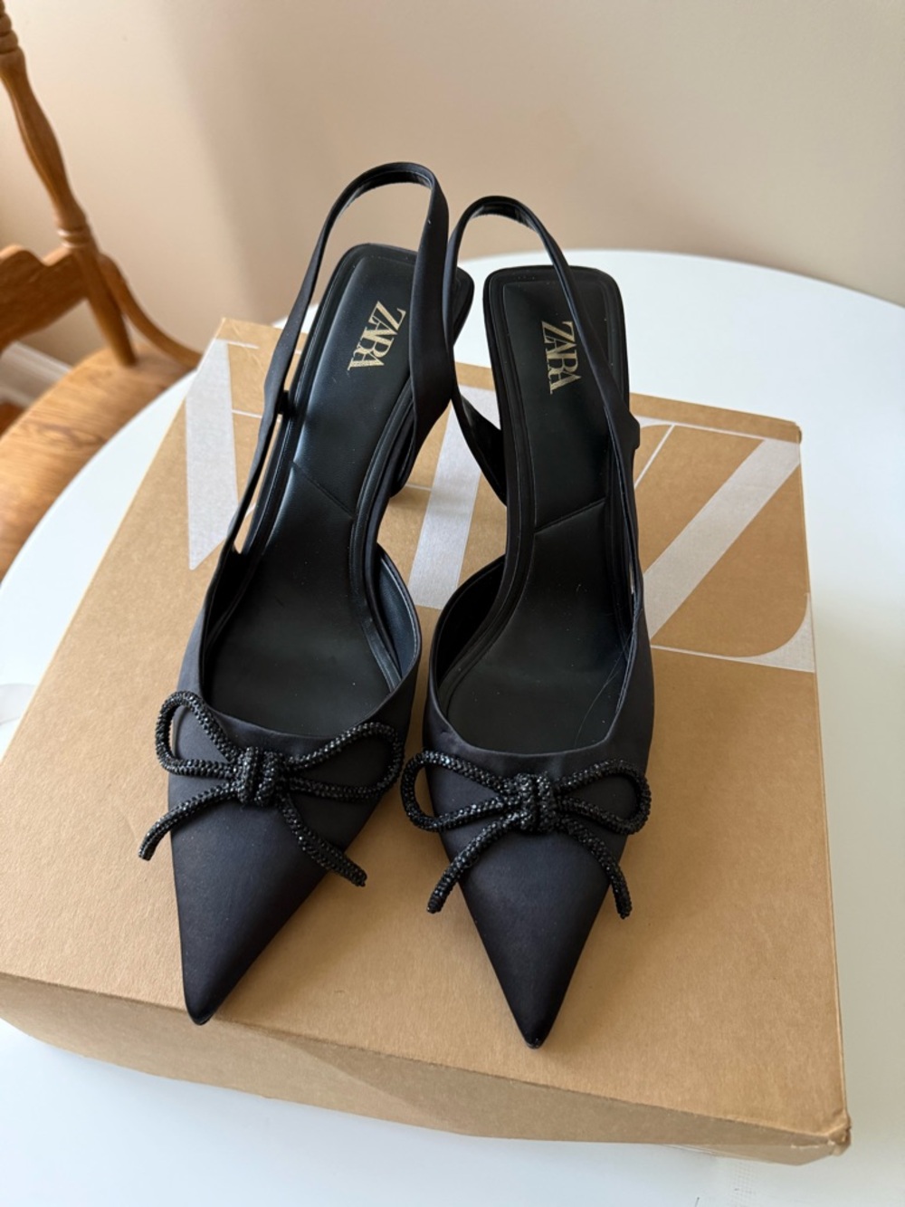 Zara Black Pointed Slingback Pumps with Knotted Bow